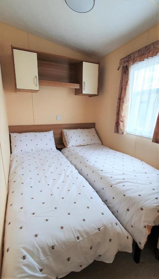 Hotel Olympic Holiday Caravan à Selsey Extérieur photo